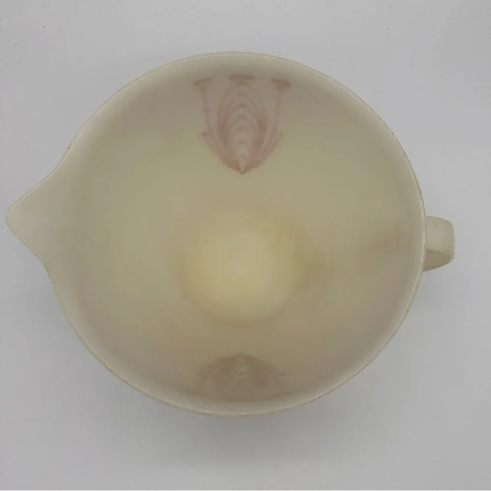 Tupperware Vintage Mix-N-Store 2 Quart Measuring Bowl